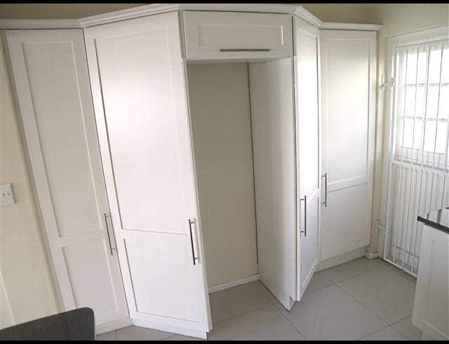 2 bed property to rent in OBSERVATORY